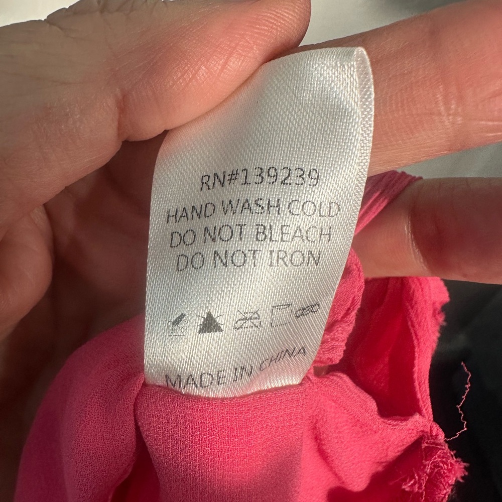 Do + Be Pink Long Sleeve V Neck Faux Wrap Chiffon Top Size Small EUC - Picture 9 of 9